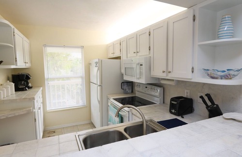 Naples Condo | 2BR/2BA Condo w/Water Views – Your Relaxing Retreat Near Marco Island and Naples