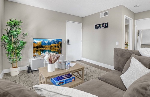 Colton Apartment | 2BR/2BA |Cozy Queen Apartment with Balcony