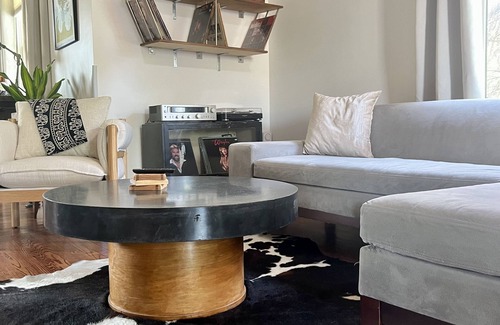 East End House | 2br/2ba Historic Home walking distance to downtown/5 points East Nashville