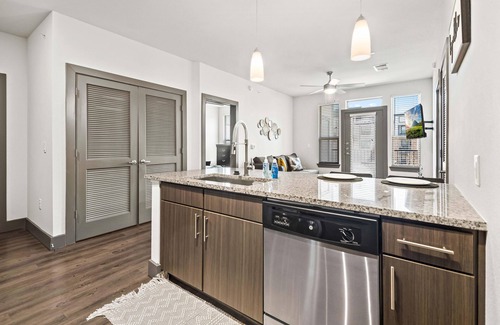 Aldine Apartment | 2br 2ba located mins away fro IAH Airport