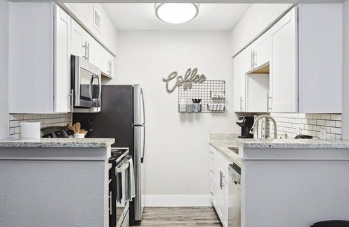 Arlington Apartment | 2BR,2BA Oasis Near Cowboys Stadium & 6 Flags