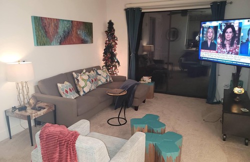 Cumberland Apartment | 2BR, 2BA/The Vinings: Near Truist Park, dining, & Buckhead—your Atlanta oasis!