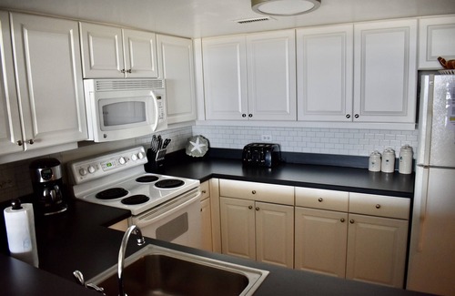 Myrtle Beach Condo | 2BR/2BA View of the Ocean from Every Room! New Kitchen & Baths! + Beach Locker!