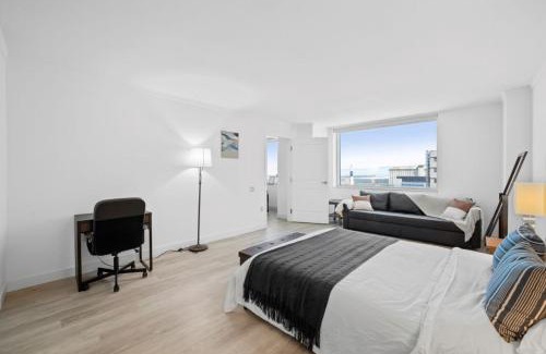 Atlantic City Apartment | 2BR 3BA Beachfront Condo CozySuites at Showboat