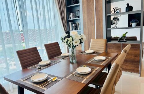Phuket Apartment | 2BR 4Beds Luxury Condo Pool & Fitness