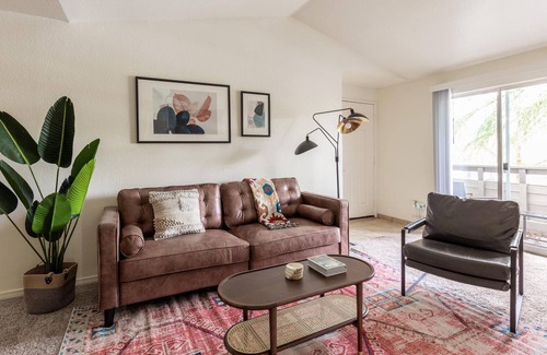 Lake Forest Apartment | 2BR Apartment in Lake Oswego