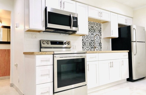 Beverly Green Condo | 2BR,Apartment,Sale,LasVegas,STRIP,LVCC,Thanksgiving,BOOK,Sale,SemaShow,Best