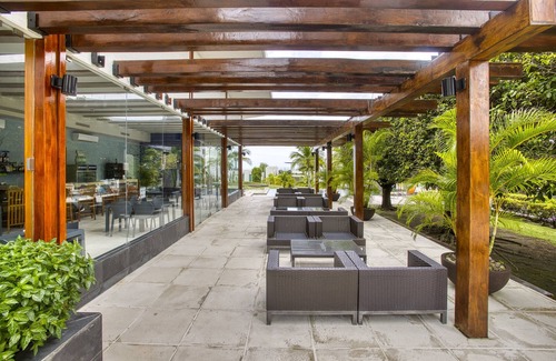 Rio Mar Apartment | 2BR Apartment with Ocean View PH Río Mar 11A