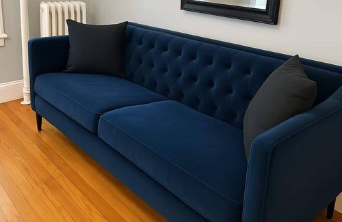 Wrigleyville Apartment | 2BR Apt Beautifully Furnished