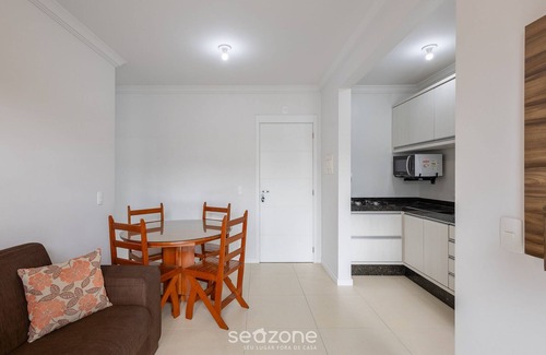 Itacolomi Apartment | 2BR Apt w/BBQ 600m Beach Rag0406