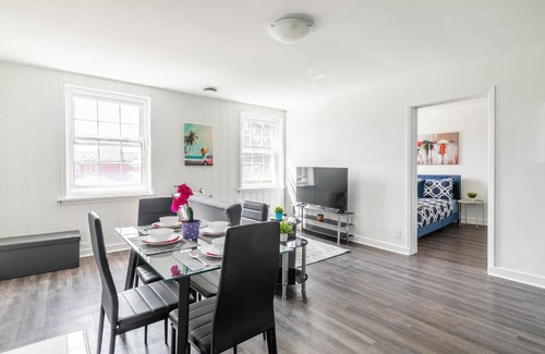 Beasley Apartment | 2BR Apt with Netflix - Close to Parks & Shopping