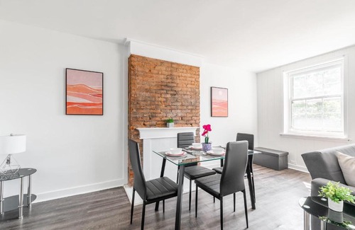 Beasley Apartment | 2BR Apt with Netflix - Close to Parks & Shopping