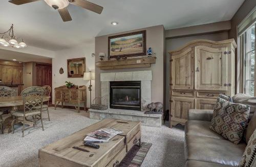 Edwards Apartment | 2Br- Arrowhead Village- Great Location And Gorgeous Condo Condo