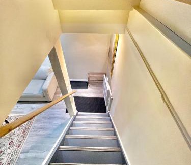 York Regional Municipality Apartment | 2BR Basement Apt in Newmarket
