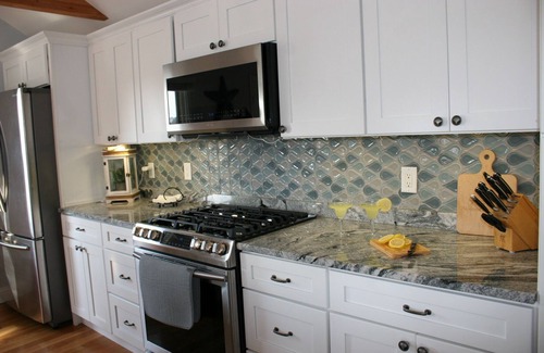 Humarock House | 2BR Beach Cottage in Scituate's Humarock Beach Community. "Humarock Hideaway"