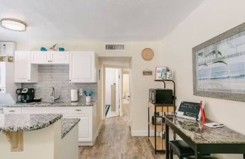 Port Canaveral House | 2BR Beach House, Kitchen, W/D, Bikes, Chairs, BBQ.