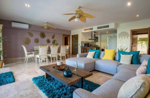 Playa Mujeres Apartment | 2BR Beachfront Exclusive Condo with Top Features