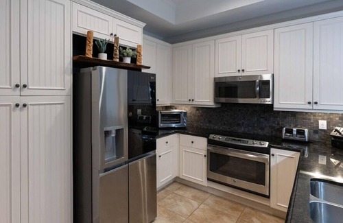 Kulalani Condo | 2BR bright, & quiet condo in Kulalani, sleeps 6