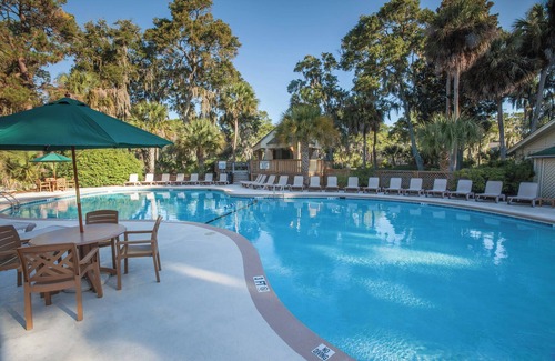 Ocean Ridge Condo | 2BR Coastal Retreat w/Balcony at Ocean Ridge