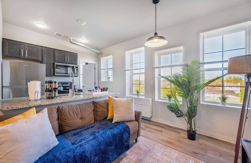New Center Detroit Apartment | 2BR Comfort Apartment Close to Henry Ford