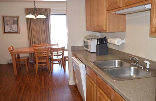 Fraser Condo | 2BR Condo near great skiing - $700 for up to a full week!