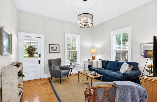 Sanford Cottage | 2BR COTTAGE IN SANFORD HISTORIC DISTRICT