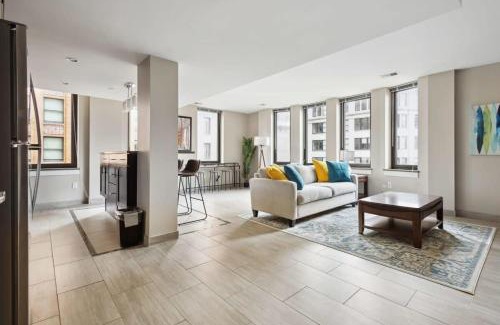 Capitol City Apartment | 2BR Downtown Luxury Getaway