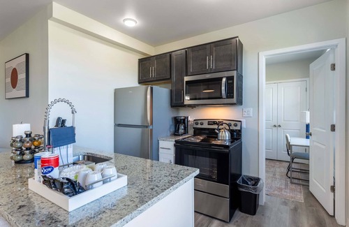 New Center Detroit Apartment | 2BR Exclusive Retreat Near Henry Ford