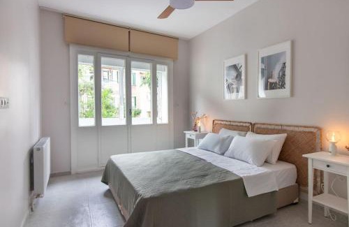 Adalar Apartment | 2BR Flat W Modern Touches