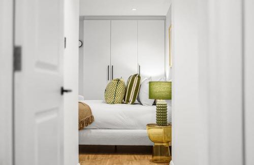 Tachbrook Apartment | 2BR Flat with Chic London Flair