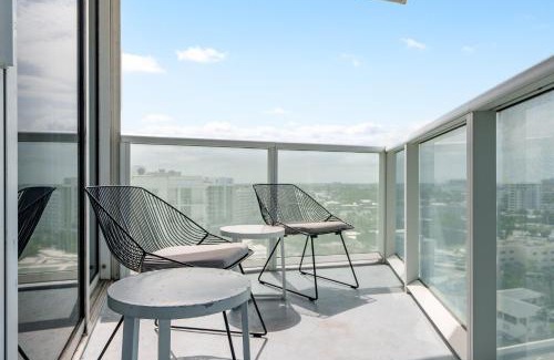 Central Beach Apartment | 2BR Fort Lauderdale W Residence with Double Living Room, Ocean & Intercoastal Views, Brand New Sofas!