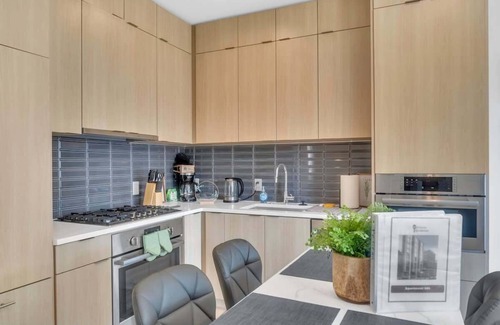 Downtown Washington D.C. Apartment | 2BR Fully Furnished Apt in Logan Circle