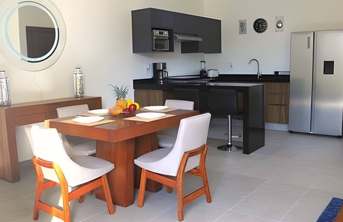 Mezcales House | 2BR Ground Floor/Balcony Pool Beach Minutes