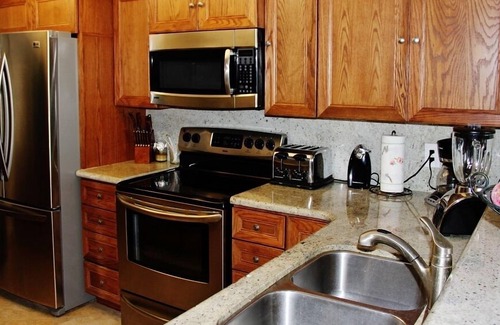 South Padre Island Condo | 2BR Highrise Condo on the Beach