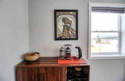 Leadville North House | 2BR - Hot Tub - Deck w/Amazing Mountain Views