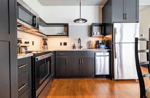 French Quarter Hotel | 2BR Iconic Penthouse Living + Private Patio | The Mayfair