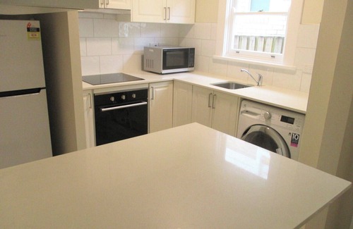 Seaforth House | 2BR in Seaforth Balcony City Skyline Views