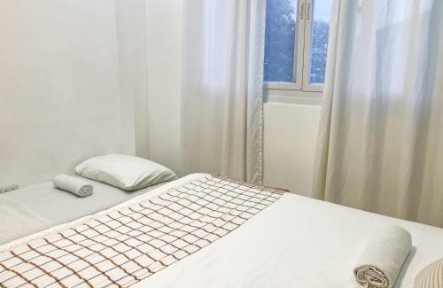 San Fernando Apartment | 2BR Laid Back Apartment, near beach