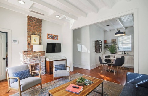 Lower Garden District House | 2BR LGD/Magazine Street Cottage - Unbeatable Location