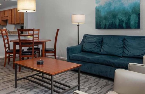 Fairfield Glade Condo | 2br Luxury Condo -Golf in Cumberland Plateau!