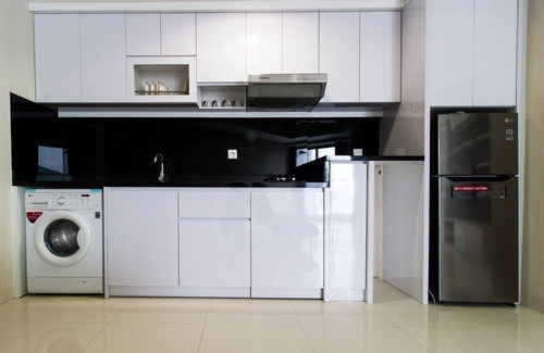 Old Jakarta Apartment | 2BR Modern Furnished The Mansion Apartment By Travelio