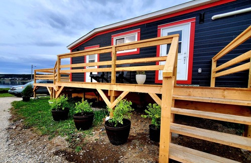 Rocky Harbour House | 2BR Oceanfront Home in Gros Morne Ntl Park