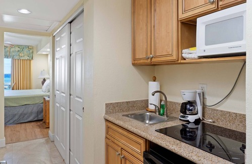 Birch Park Finger Streets Condo | 2BR Oceanfront Condo! Central Fort Lauderdale Beach. Sleeps 8.