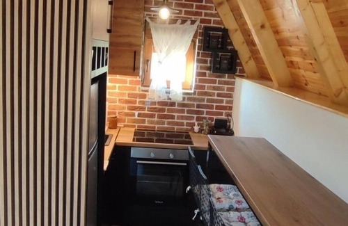 Tepacko Polje Cottage | 2BR Pinewood House in the Heart of Zabljak