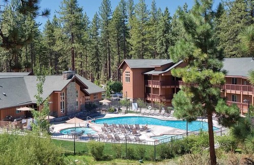 Elk Point Condo | 2br Presidential Condo Hike, fish, Swim!