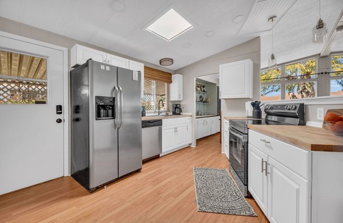 Sun Lakes House | 2BR Sun Lakes AZ Home near golf and pools!