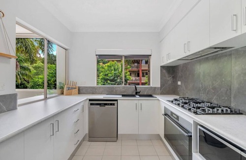 Cairns North Apartment | 2BR The Lakes Resort Escape, 4 Pools 5 min Airport