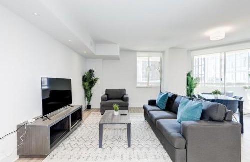 Crystal City Apartment | 2BR Urban Oasis DC Access with Lux Comforts