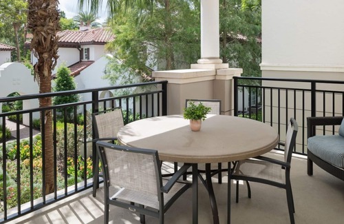 Orlando Villa | 2BR Villa - Christmas week at Marriott's Lakeshore Reserve