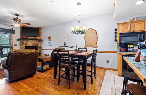 Indian Point Condo | 2BR Village At Indian Point 2002 near SDC - Free Tickets Daily up to $500
